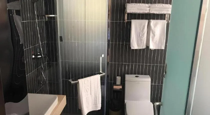 Thank Inn Hotel Anhui Chuzhou Fengyang County Bus Station