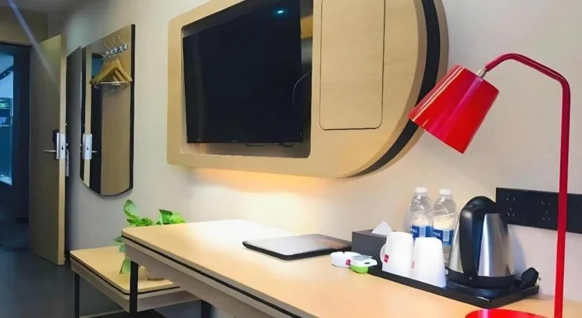 Thank Inn Hotel Anhui Chuzhou Fengyang County Bus Station