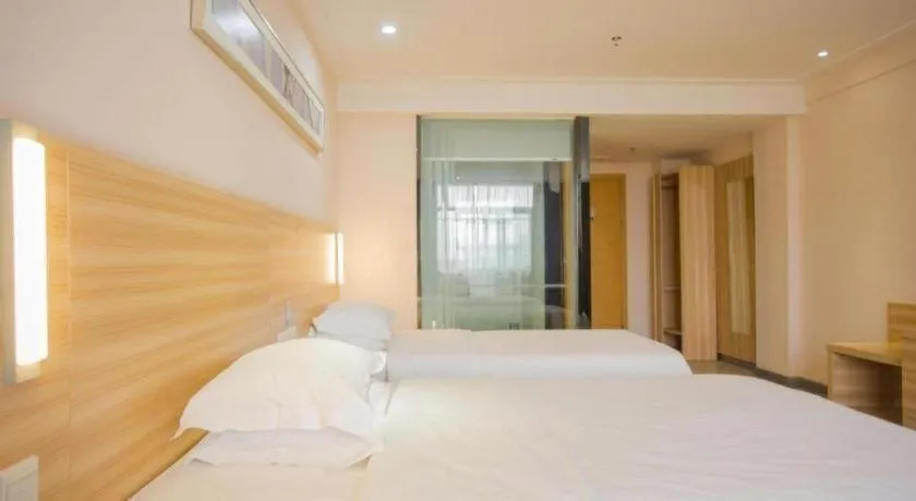 Bed in City Comfort Inn Wuhan Tianhe Airport Julong Avenue Metro Station