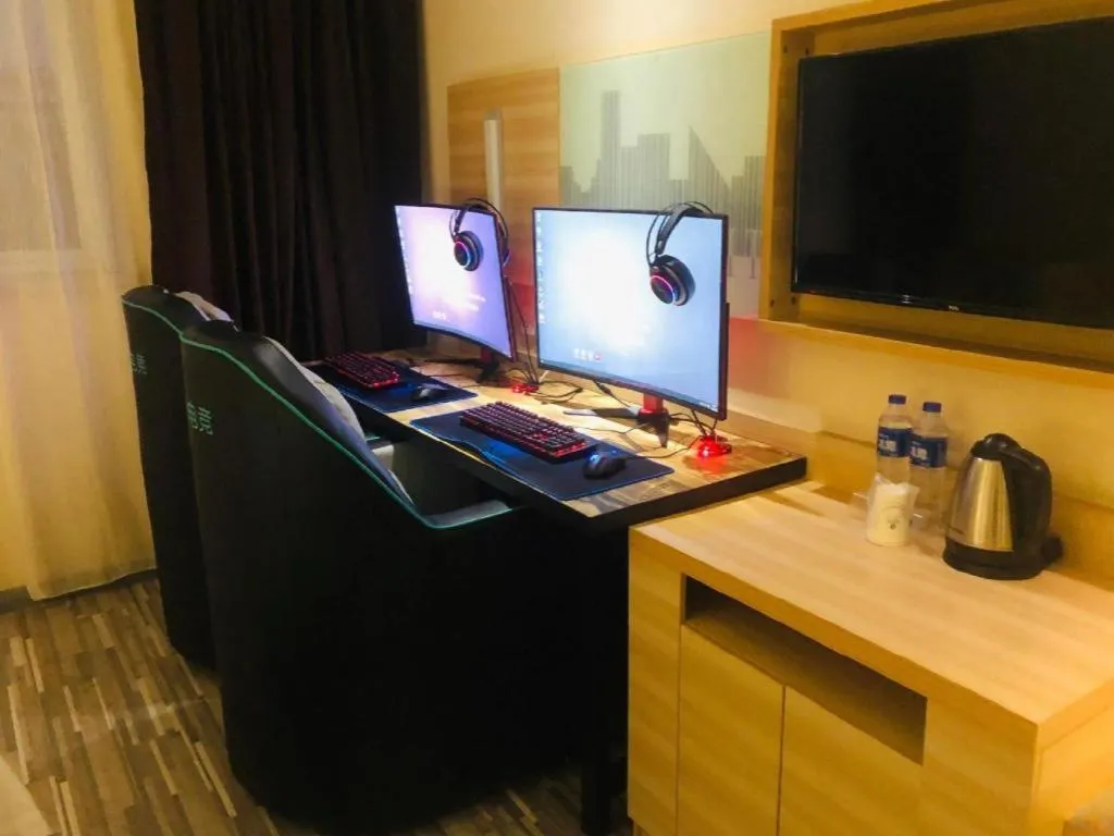 City Comfort Inn Wuhan Tianhe Airport Julong Avenue Metro Station