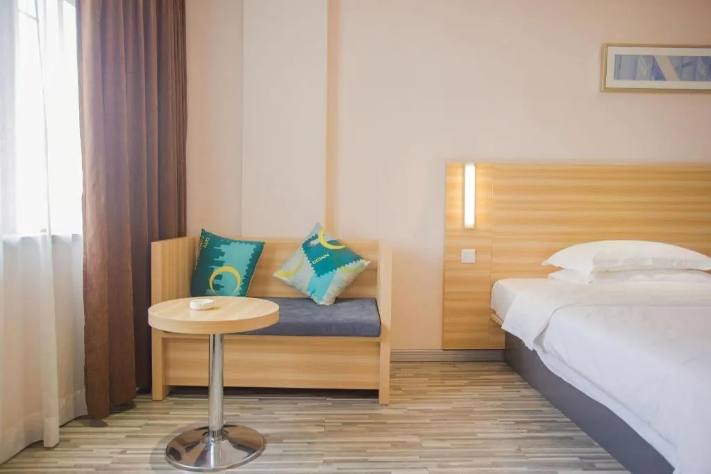 Bed in City Comfort Inn Wuhan Tianhe Airport Julong Avenue Metro Station