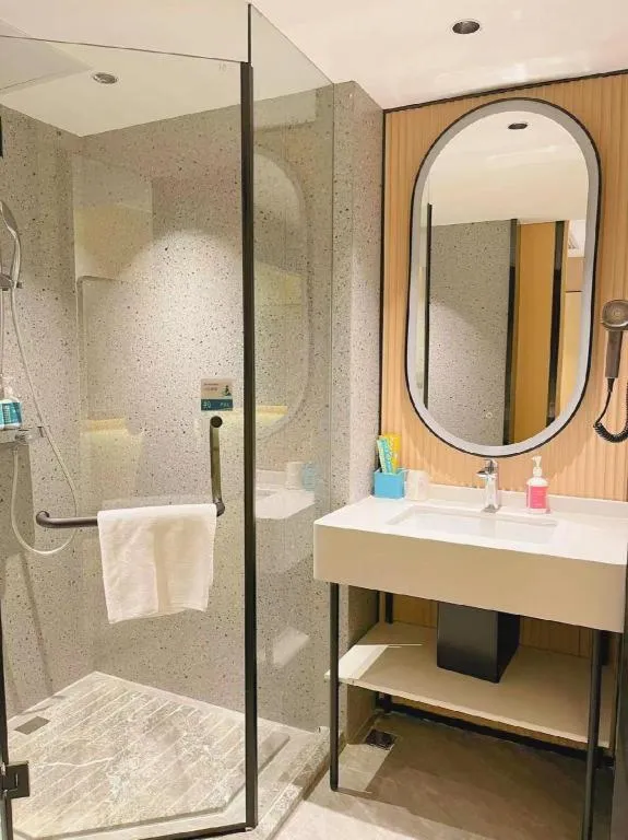 City Comfort Inn Wuhan Tianhe Airport Julong Avenue Metro Station