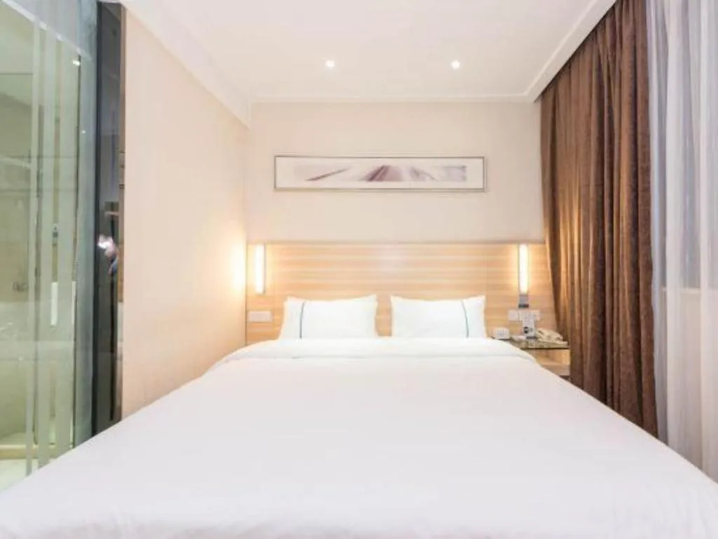 Bed in City Comfort Inn Nanning Dashatian Metro Station