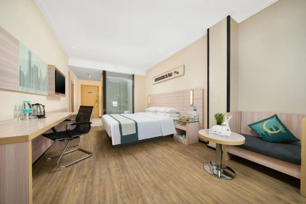 Bed in City Comfort Inn Nanning Dashatian Metro Station