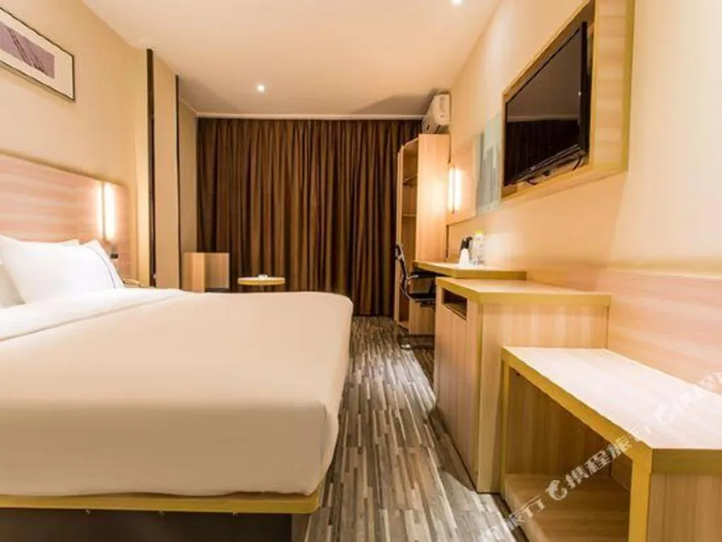 Bed in City Comfort Inn Nanning Dashatian Metro Station