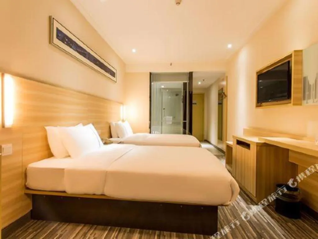 Bed in City Comfort Inn Nanning Dashatian Metro Station