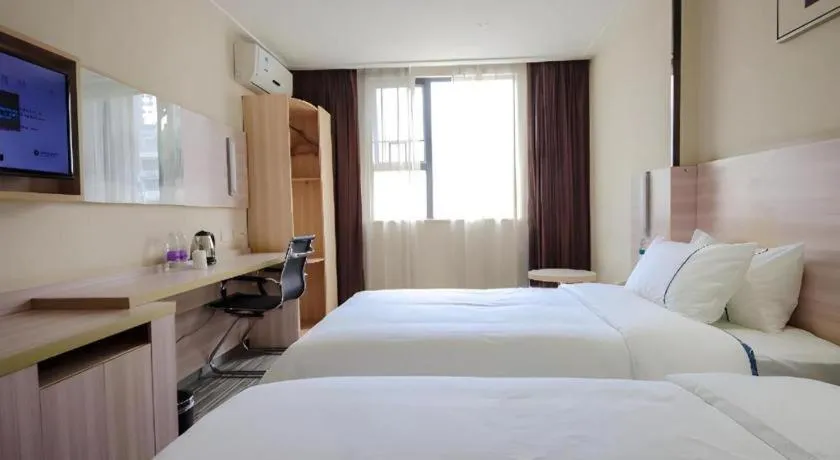 Bed in City Comfort Inn Nanning Dashatian Metro Station