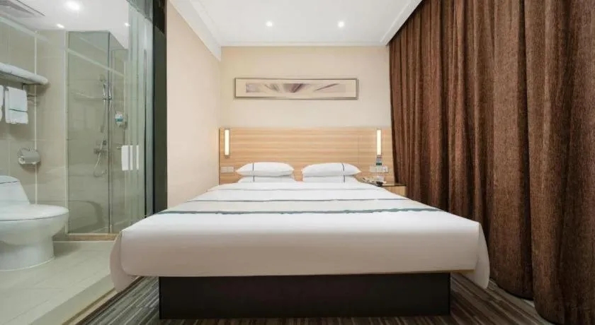 Bed in City Comfort Inn Nanning Dashatian Metro Station