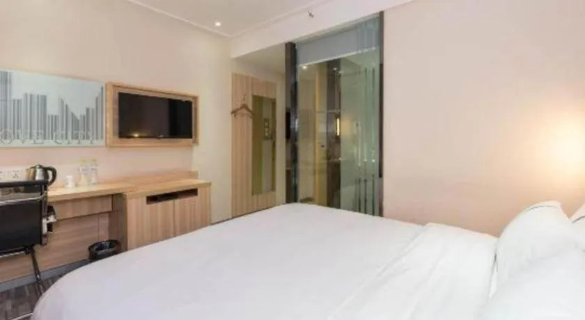 Bed in City Comfort Inn Nanning Dashatian Metro Station