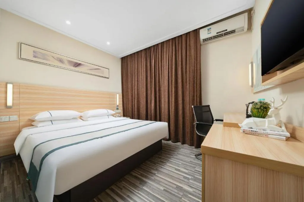 Bed in City Comfort Inn Nanning Dashatian Metro Station