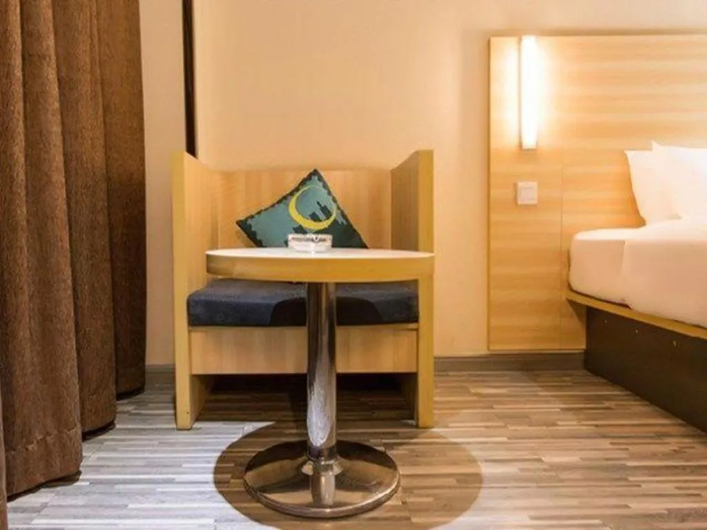 Bed in City Comfort Inn Nanning Dashatian Metro Station