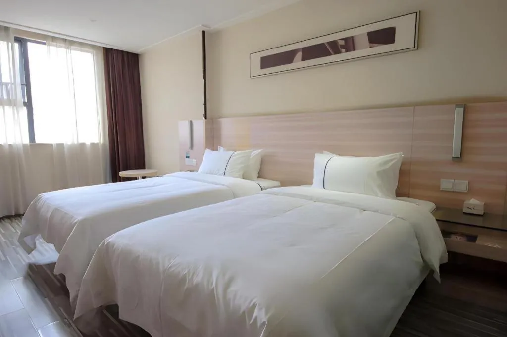 Bed in City Comfort Inn Nanning Dashatian Metro Station