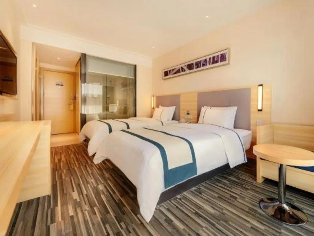 Bed in City Comfort Inn Guiyang Yan'an Middle Road Fountain Metro Station