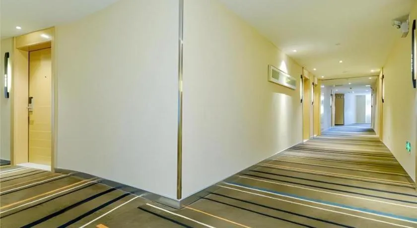 City Comfort Inn Guiyang Yan'an Middle Road Fountain Metro Station