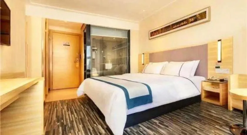 Bed in City Comfort Inn Guiyang Yan'an Middle Road Fountain Metro Station