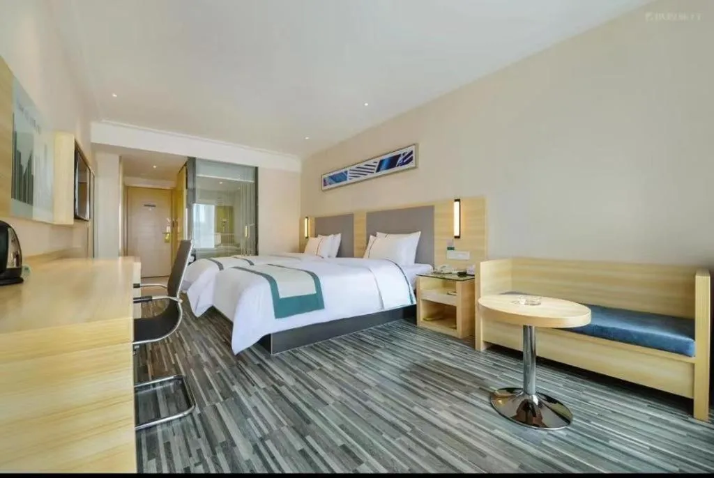 Bed in City Comfort Inn Guiyang Yan'an Middle Road Fountain Metro Station