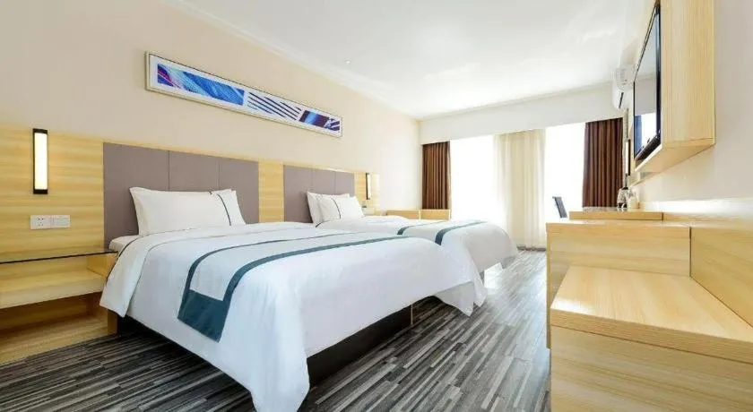 Bed in City Comfort Inn Guiyang Yan'an Middle Road Fountain Metro Station