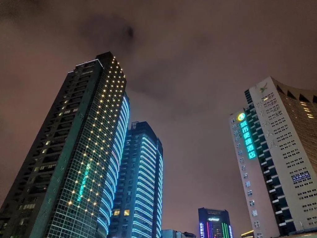 City Comfort Inn Guiyang Yan'an Middle Road Fountain Metro Station