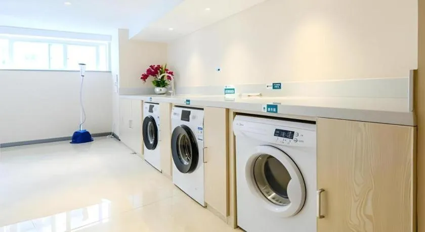 City Comfort Inn Guiyang Yan'an Middle Road Fountain Metro Station