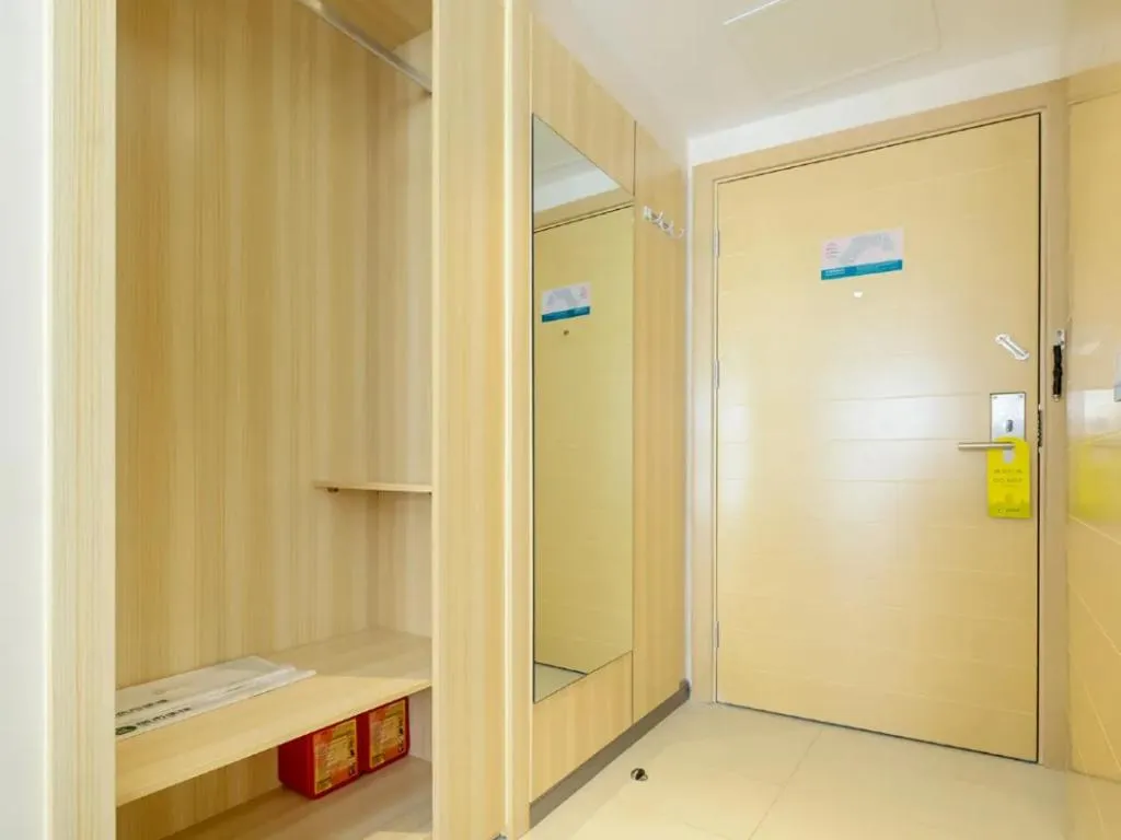 City Comfort Inn Guiyang Yan'an Middle Road Fountain Metro Station