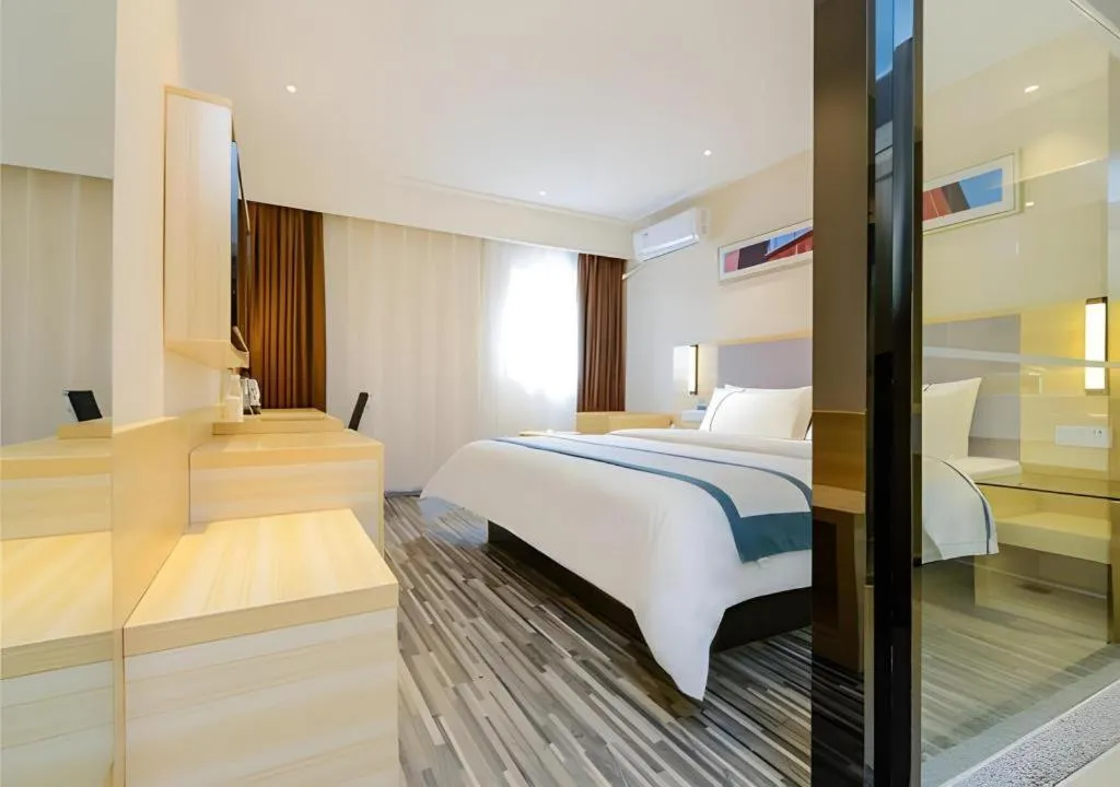 Bed in City Comfort Inn Guiyang Yan'an Middle Road Fountain Metro Station