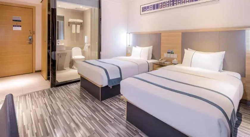 Bed in City Comfort Inn Guiyang Yan'an Middle Road Fountain Metro Station