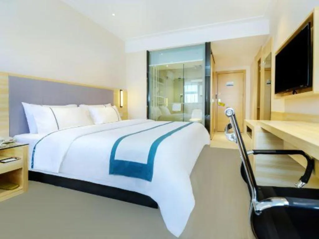 Bed in City Comfort Inn Guiyang Yan'an Middle Road Fountain Metro Station