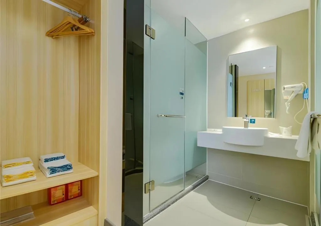 City Comfort Inn Guiyang Yan'an Middle Road Fountain Metro Station