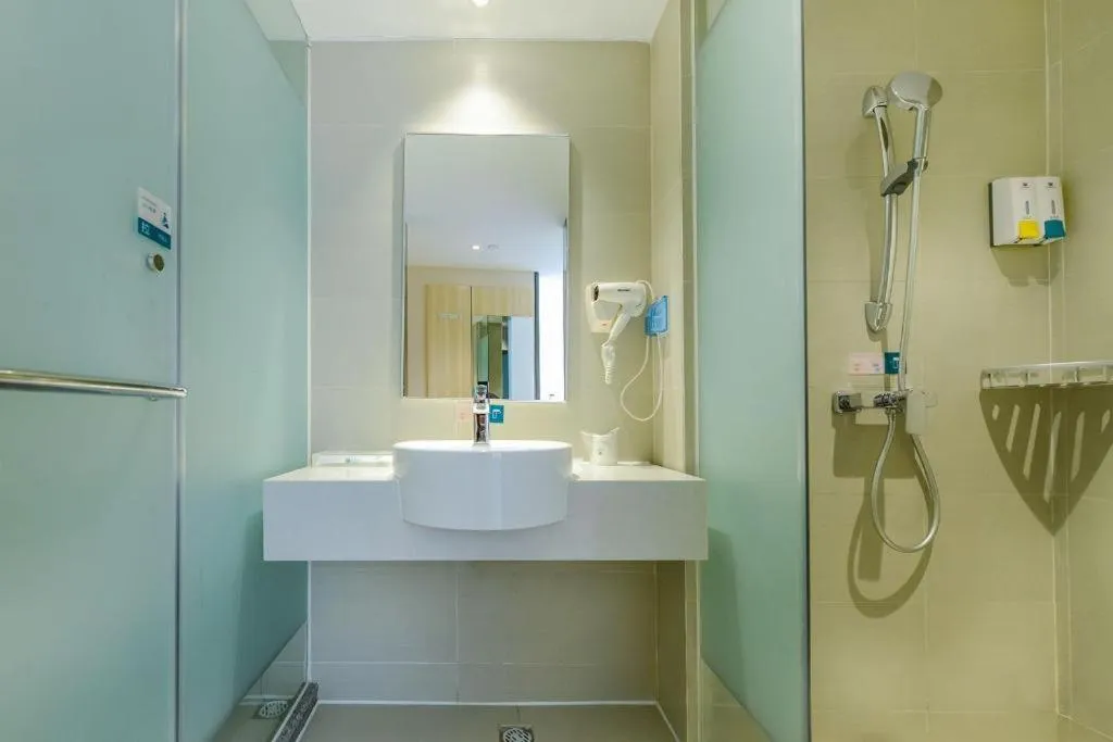 City Comfort Inn Guiyang Yan'an Middle Road Fountain Metro Station