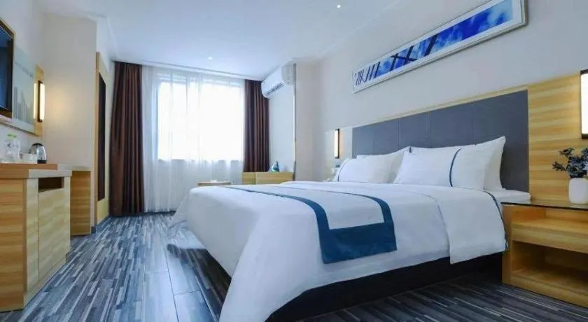 Bed in City Comfort Inn Guiyang Yan'an Middle Road Fountain Metro Station