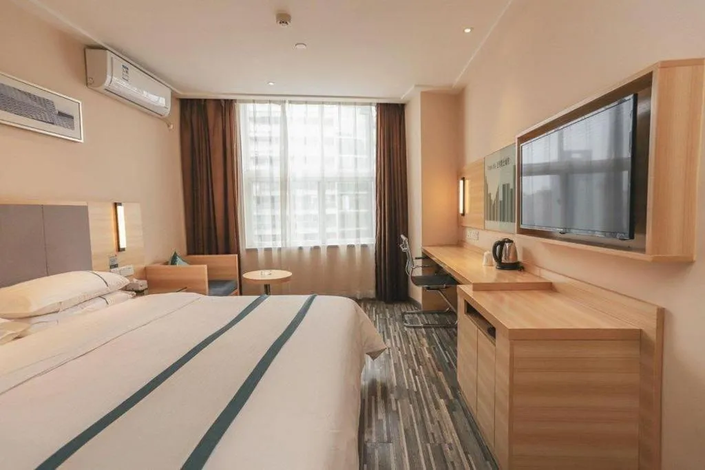 Bed in City Comfort Inn Guiyang Yan'an Middle Road Fountain Metro Station
