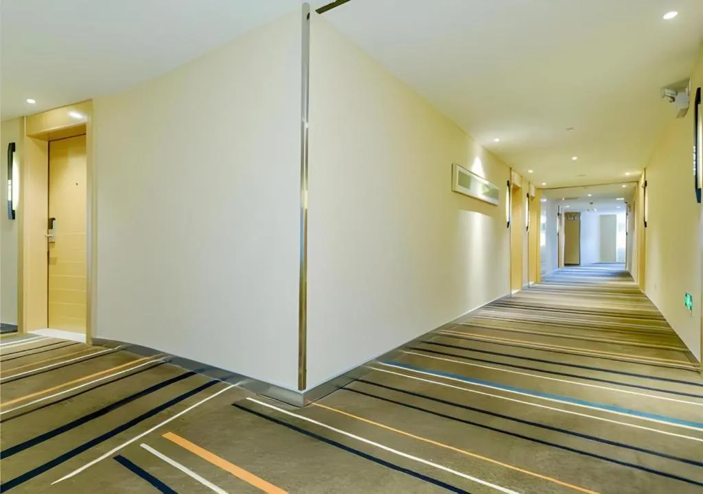 City Comfort Inn Guiyang Yan'an Middle Road Fountain Metro Station