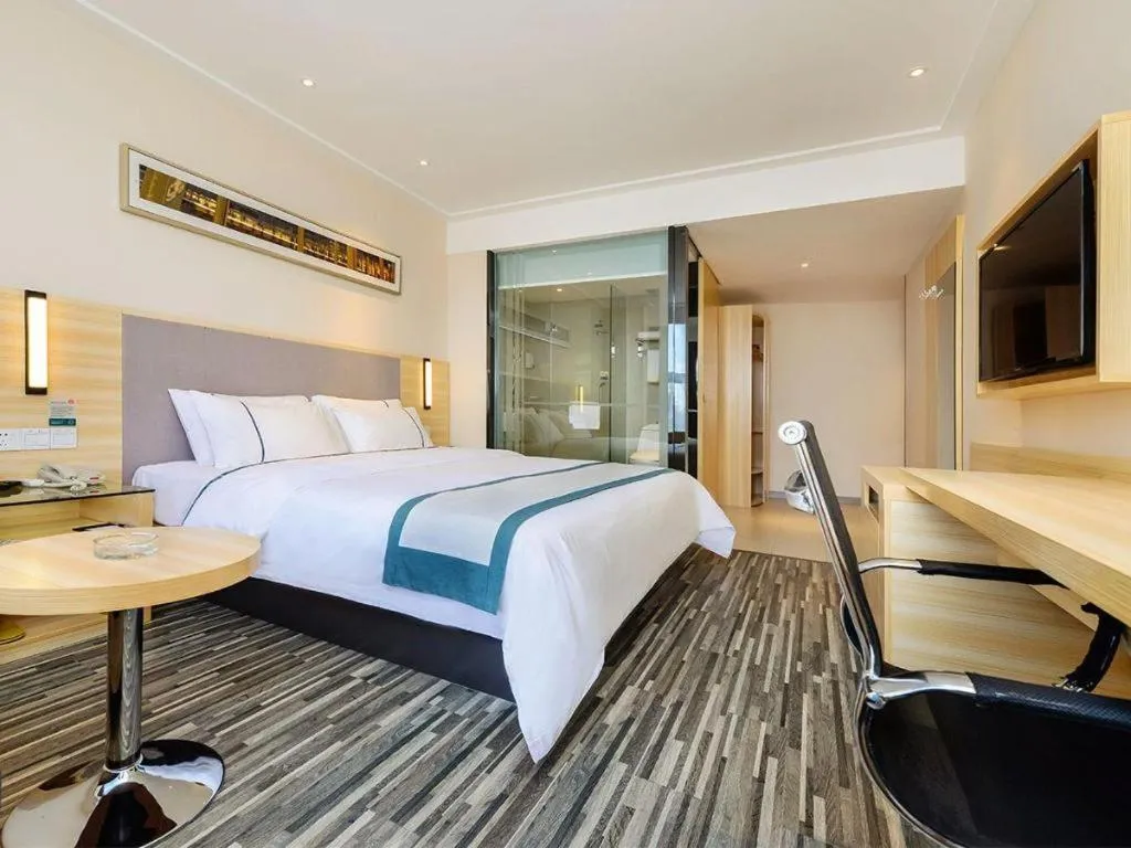 Bed in City Comfort Inn Guiyang Yan'an Middle Road Fountain Metro Station