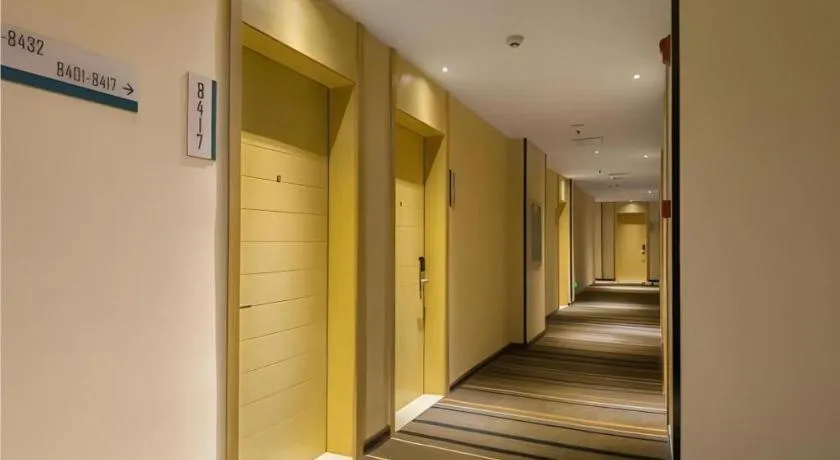 City Comfort Inn Liuzhou High-speed Railway Station Entrance