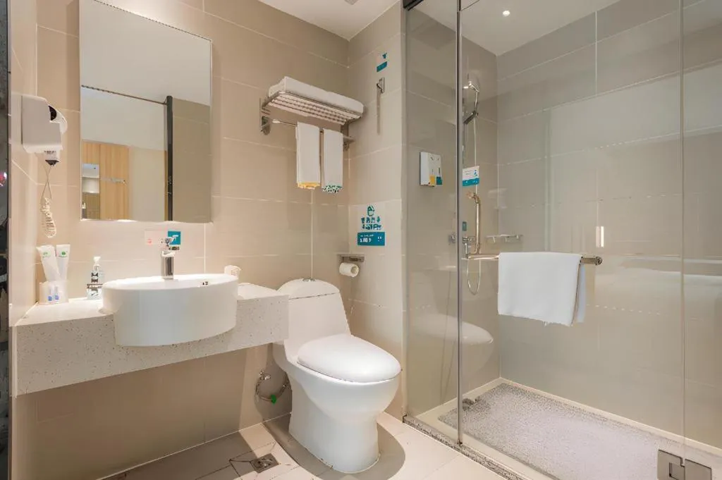 City Comfort Inn Liuzhou High-speed Railway Station Entrance