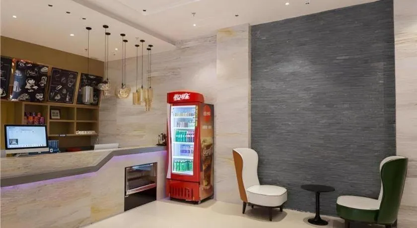 City Comfort Inn Liuzhou High-speed Railway Station Entrance