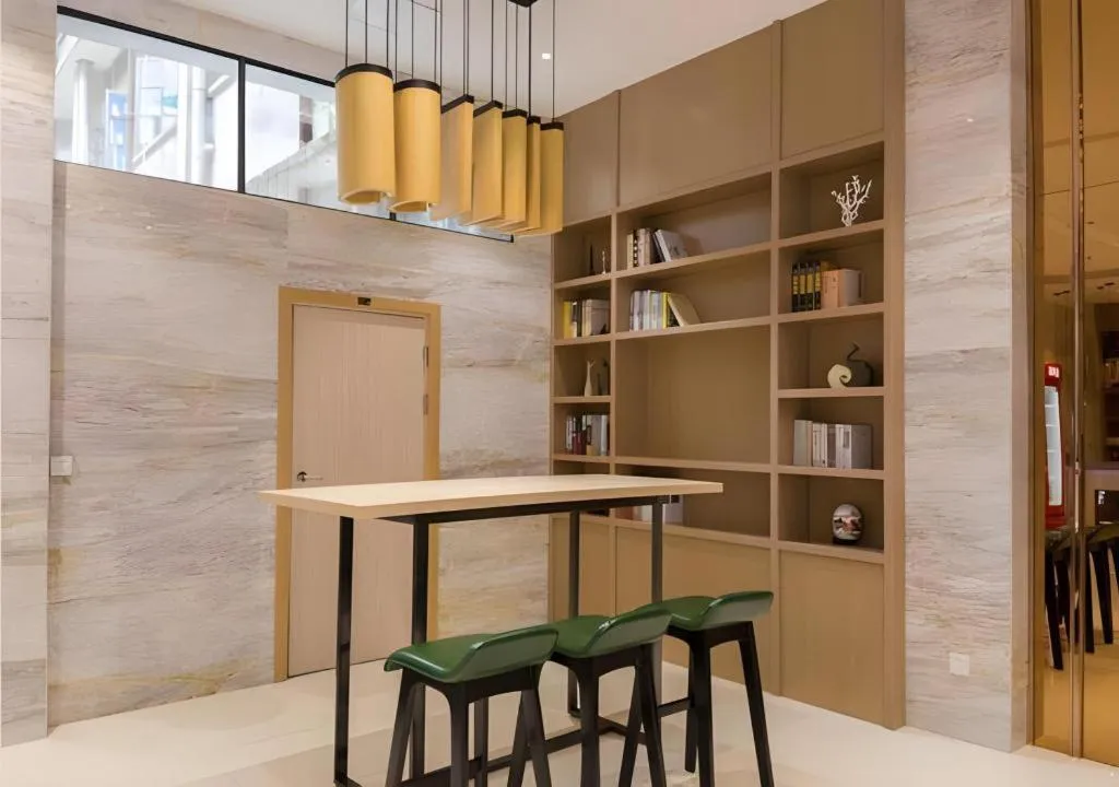 City Comfort Inn Liuzhou High-speed Railway Station Entrance