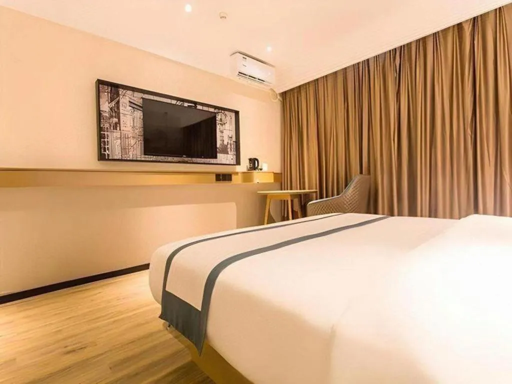 Bed in City Comfort Inn Nanning Yudong Jinxiang Metro Station