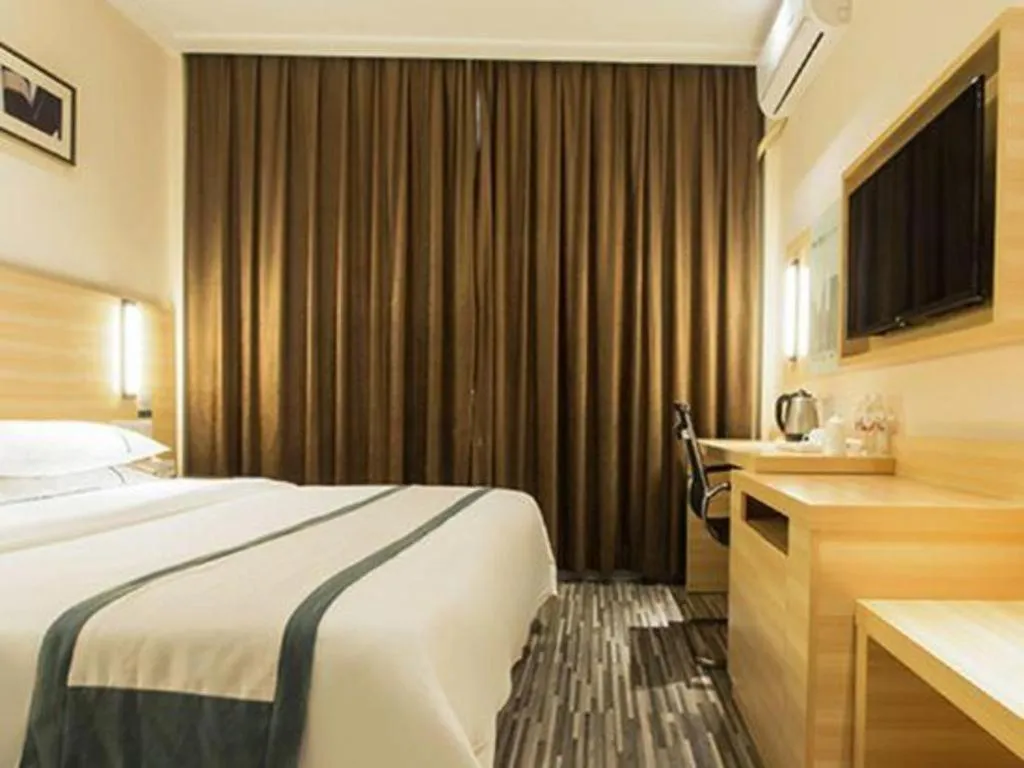 Bed in City Comfort Inn Yulin Jincheng Center Municipal Government