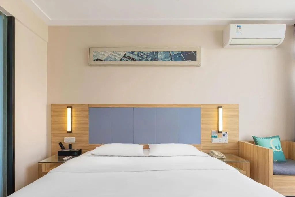 Bed in City Comfort Inn Yulin Jincheng Center Municipal Government