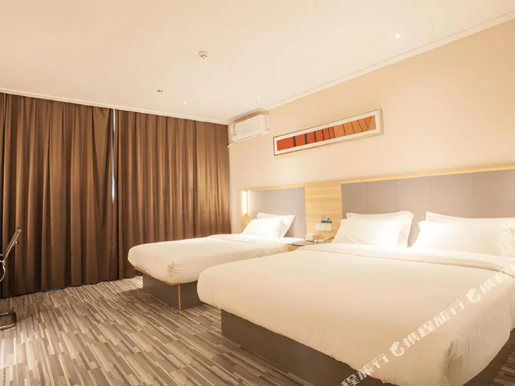 Bed in City Comfort Inn Nanning Chaoyang Parkson Pedestrian Street