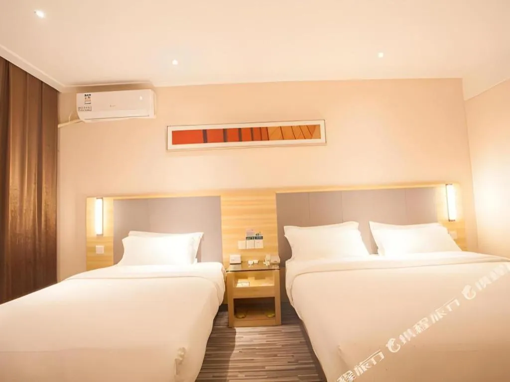 Bed in City Comfort Inn Nanning Chaoyang Parkson Pedestrian Street
