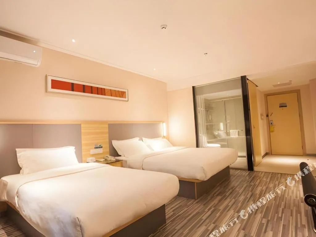 Bed in City Comfort Inn Nanning Chaoyang Parkson Pedestrian Street