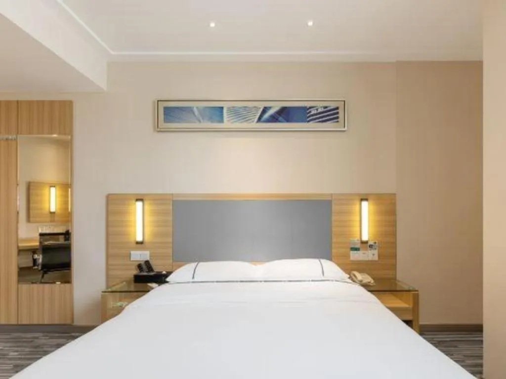 Bed in City Comfort Inn Nanning Chaoyang Parkson Pedestrian Street