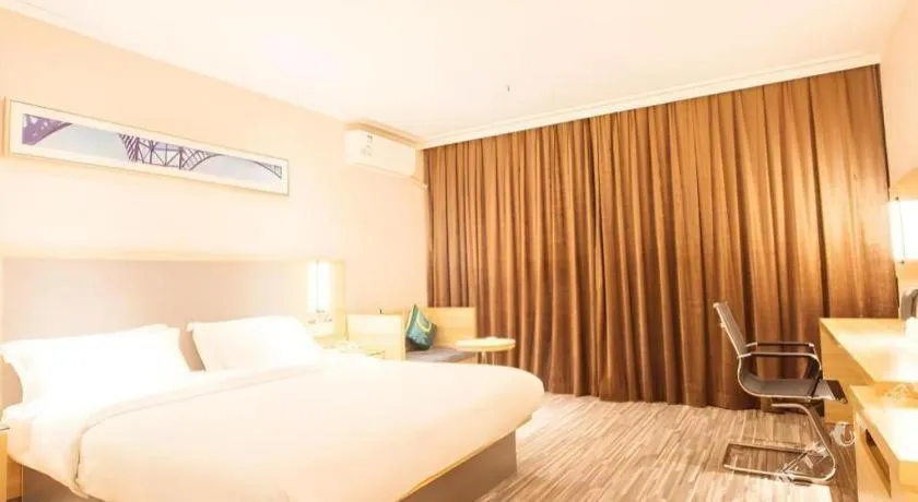 Bed in City Comfort Inn Nanning Chaoyang Parkson Pedestrian Street