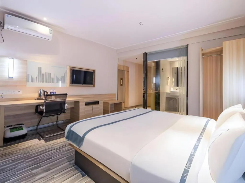 Bed in City Comfort Inn Shantou Daxue Road