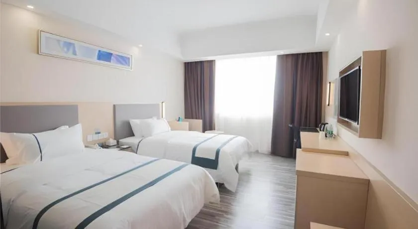 Bed in City Comfort Inn Shantou Daxue Road