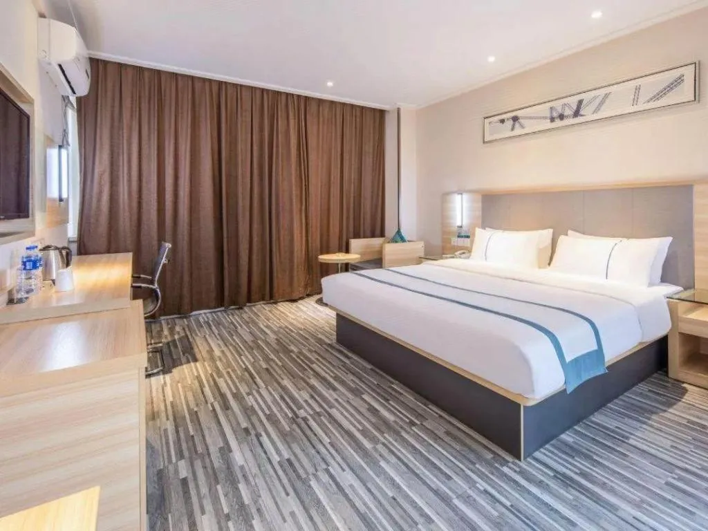 Bed in City Comfort Inn Shantou Daxue Road