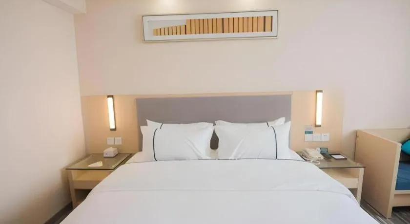 Bed in City Comfort Inn Shantou Daxue Road