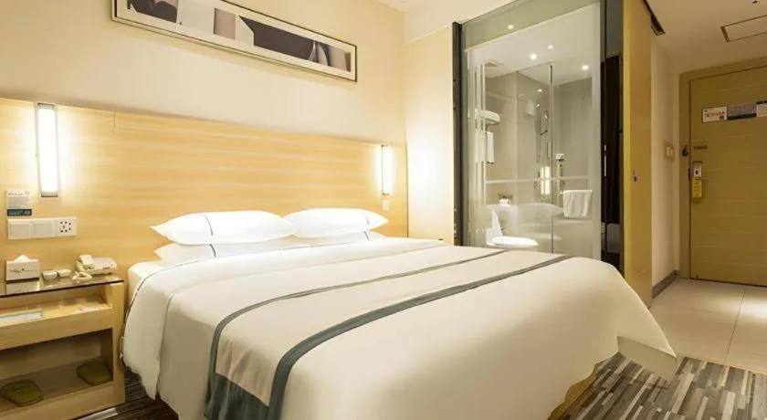 Bed in City Comfort Inn Nanning Wuyi Fude